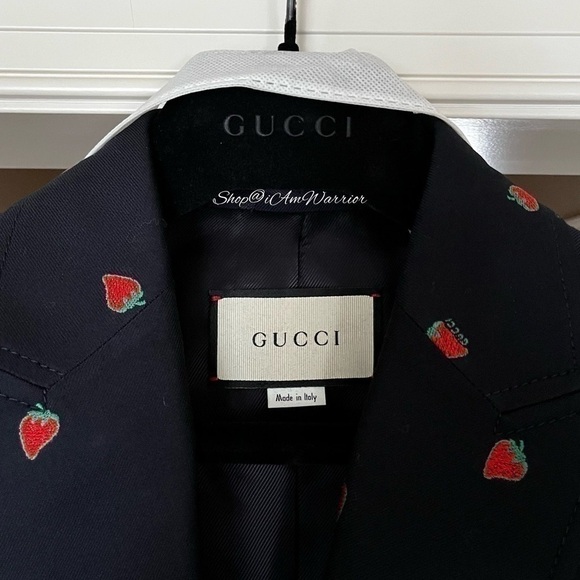 Gucci NWT strawberry print navy gold Fil Coupé blazer *Shop@iamwarrior - Picture 6 of 13